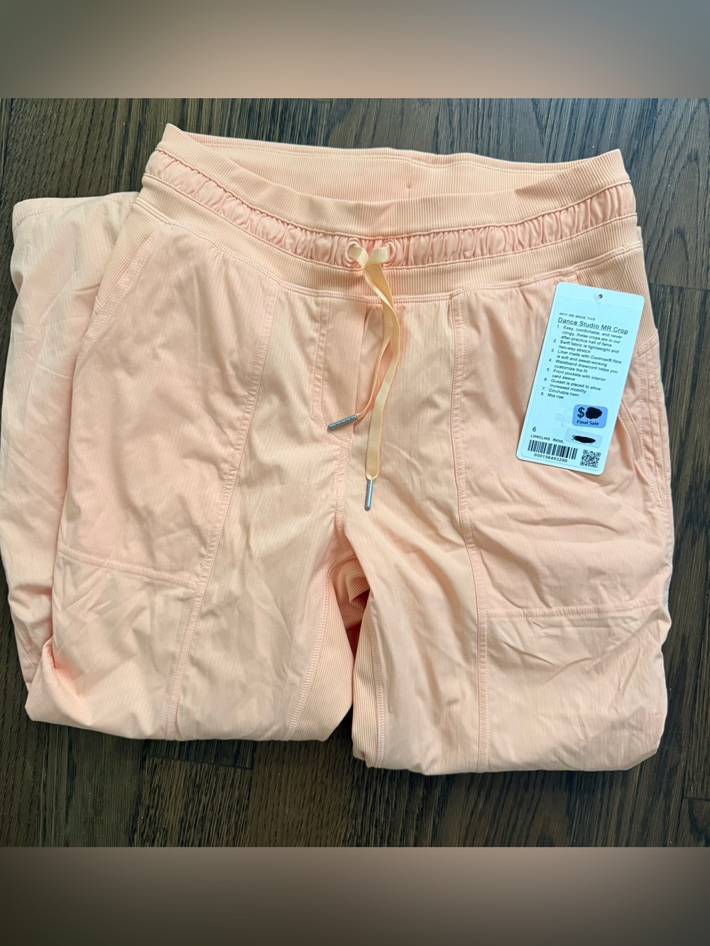 LULULEMON DANCE STUDIO MR CROP